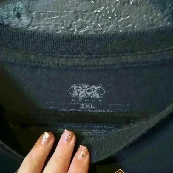 Men’s Riot Gamer Project Leona Tshirt - Picture 3 of 4